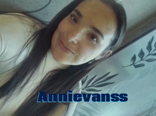 Annievanss