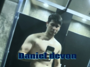 Daniel_devon