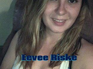 Eevee_Riske