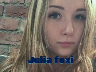 Julia_foxi