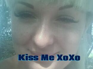 Kiss_Me_XoXo