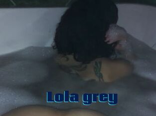 Lola_grey