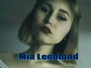 Mia_Leeblond