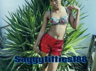 Saggytitties188