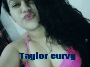 Taylor_curvy